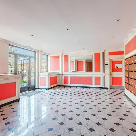 Апартаменты L'eden - Center - 8 Min, Paris 28 Min - Gare 1 Min - Parking - Free Wifi