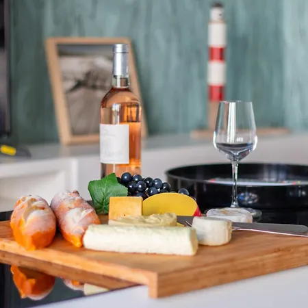 Апартаменты L'eden - Center - 8 Min, Paris 28 Min - Gare 1 Min - Parking - Free Wifi *